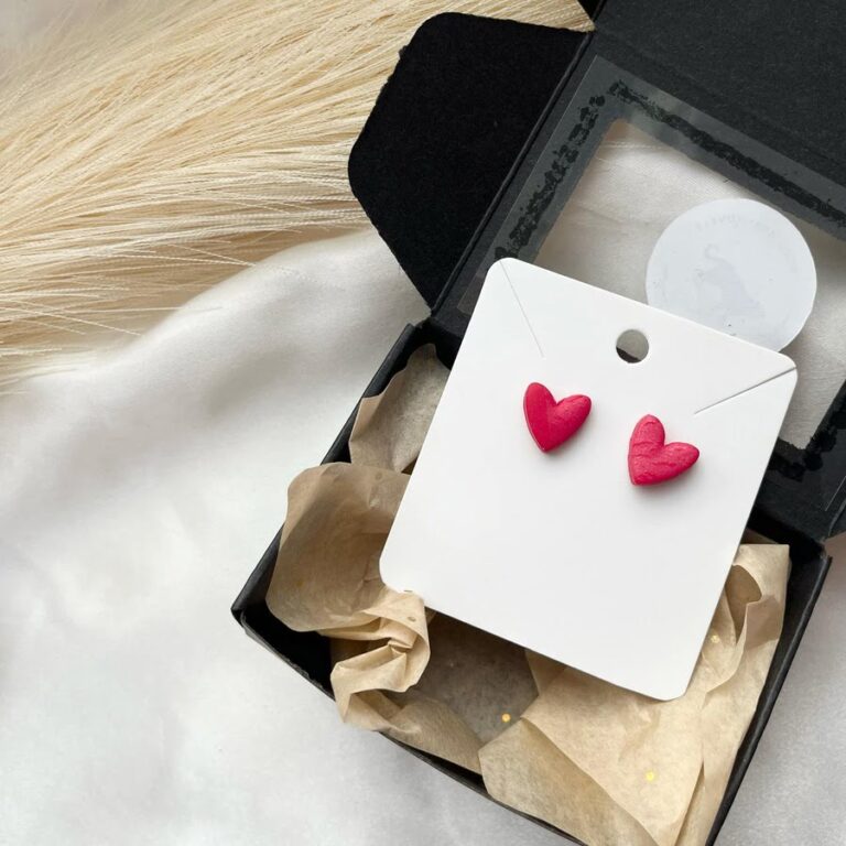 Auskarai ,,Red love”