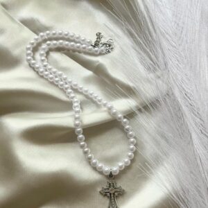 Perlinis vėrinys ,,Kryžiukas”