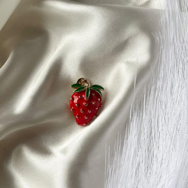 Ženkliukas ,,Braškytė”