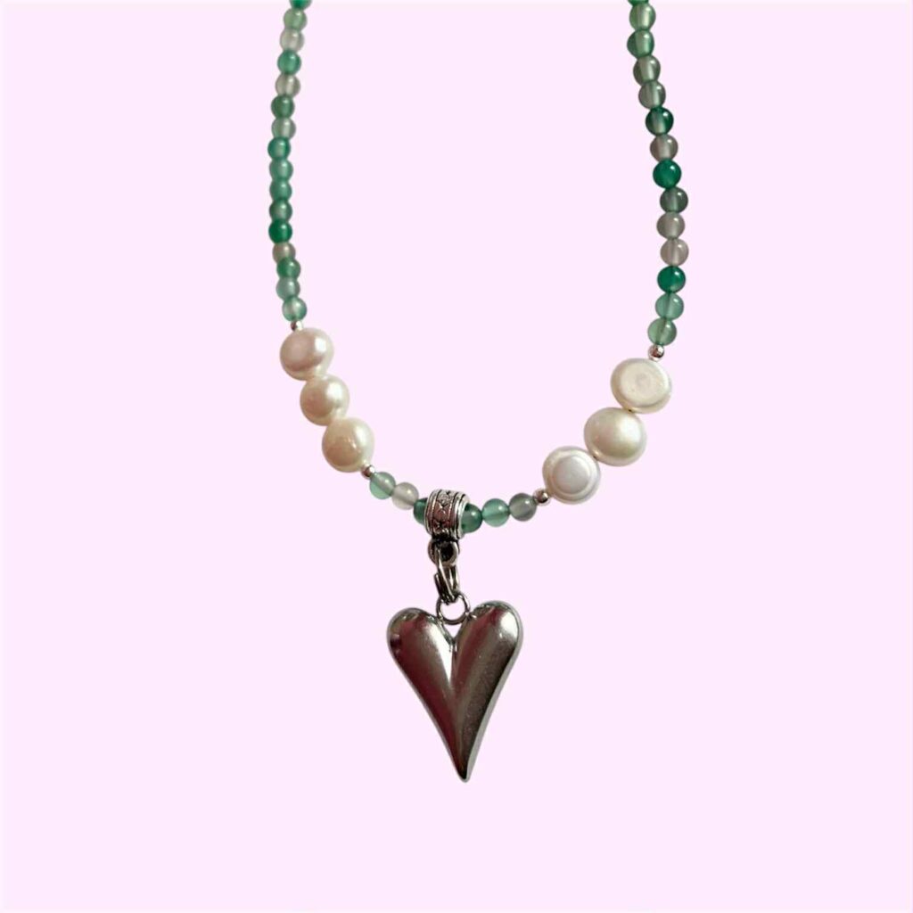 Vėrinys ,,Green love”