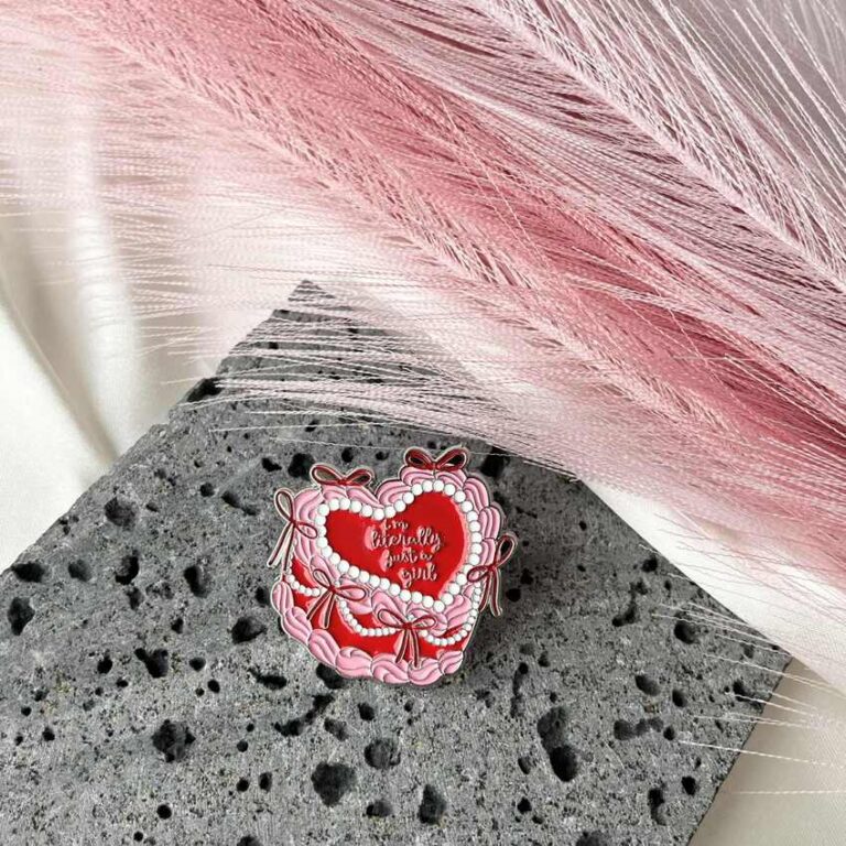 Ženkliukas ,,I’m just a girl”