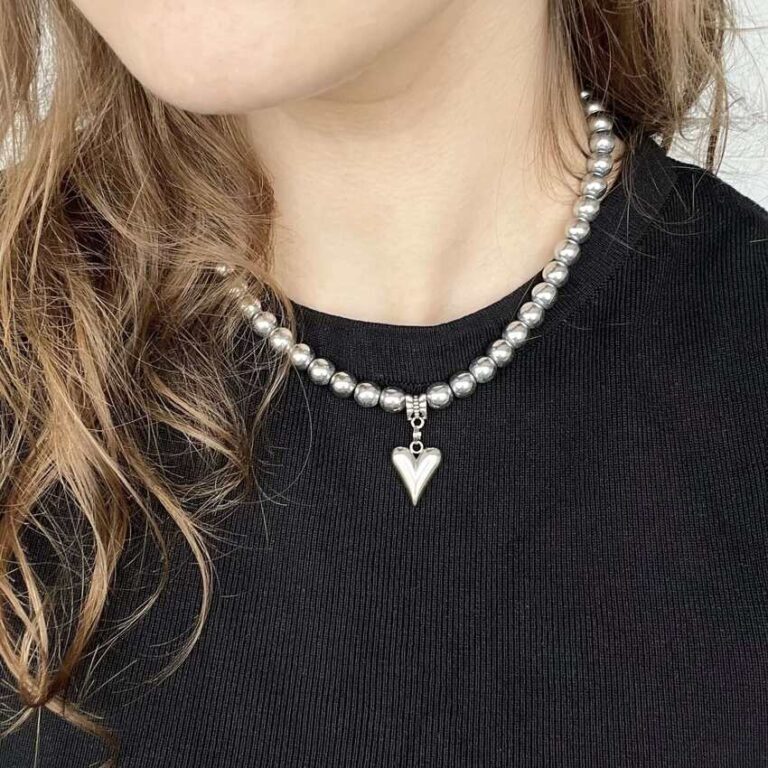 Vėrinys ,,Heart of Steel”