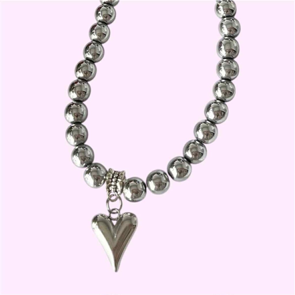 Vėrinys ,,Heart of Steel”