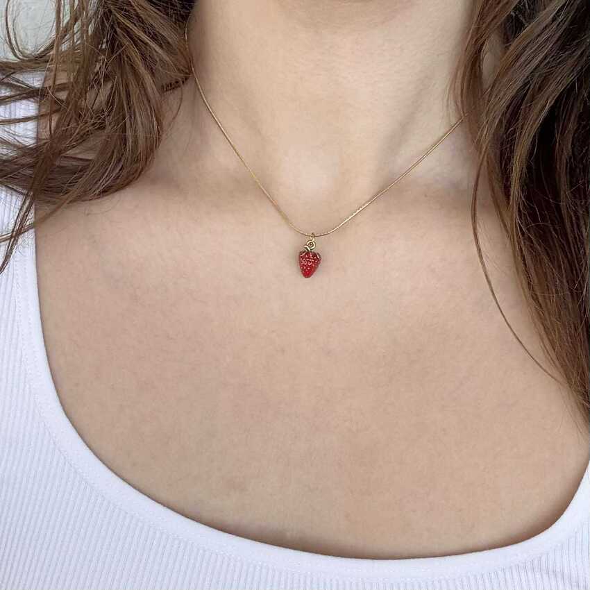 grandinėlė ,,Braškytė"