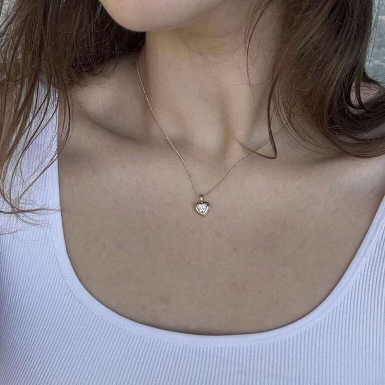 Grandinėlė ,,Širdelė”