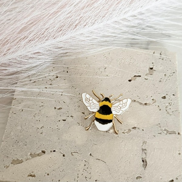 Ženkliukas ,,Bitutė”